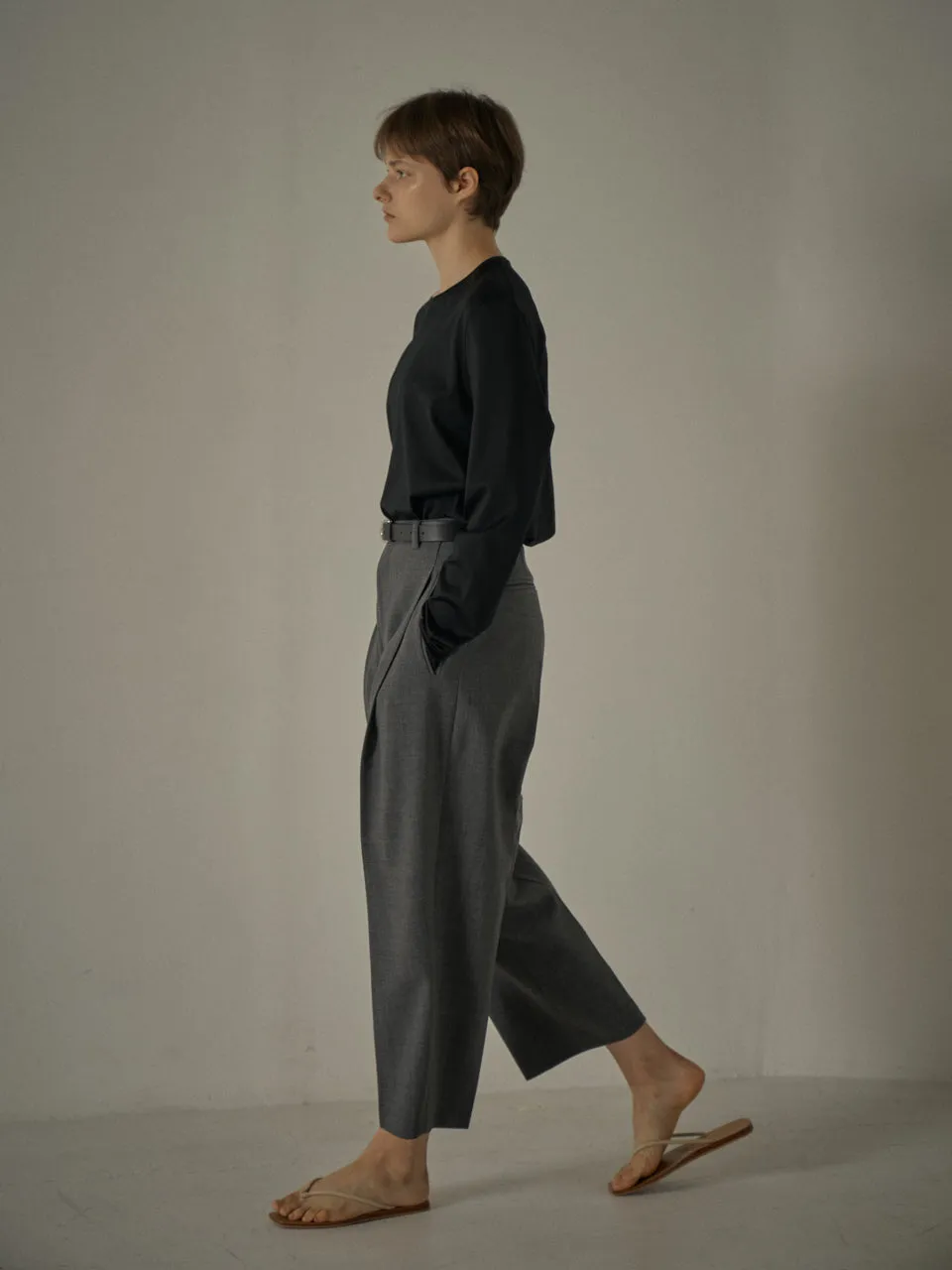 Round Wool Pants - Charcoal
