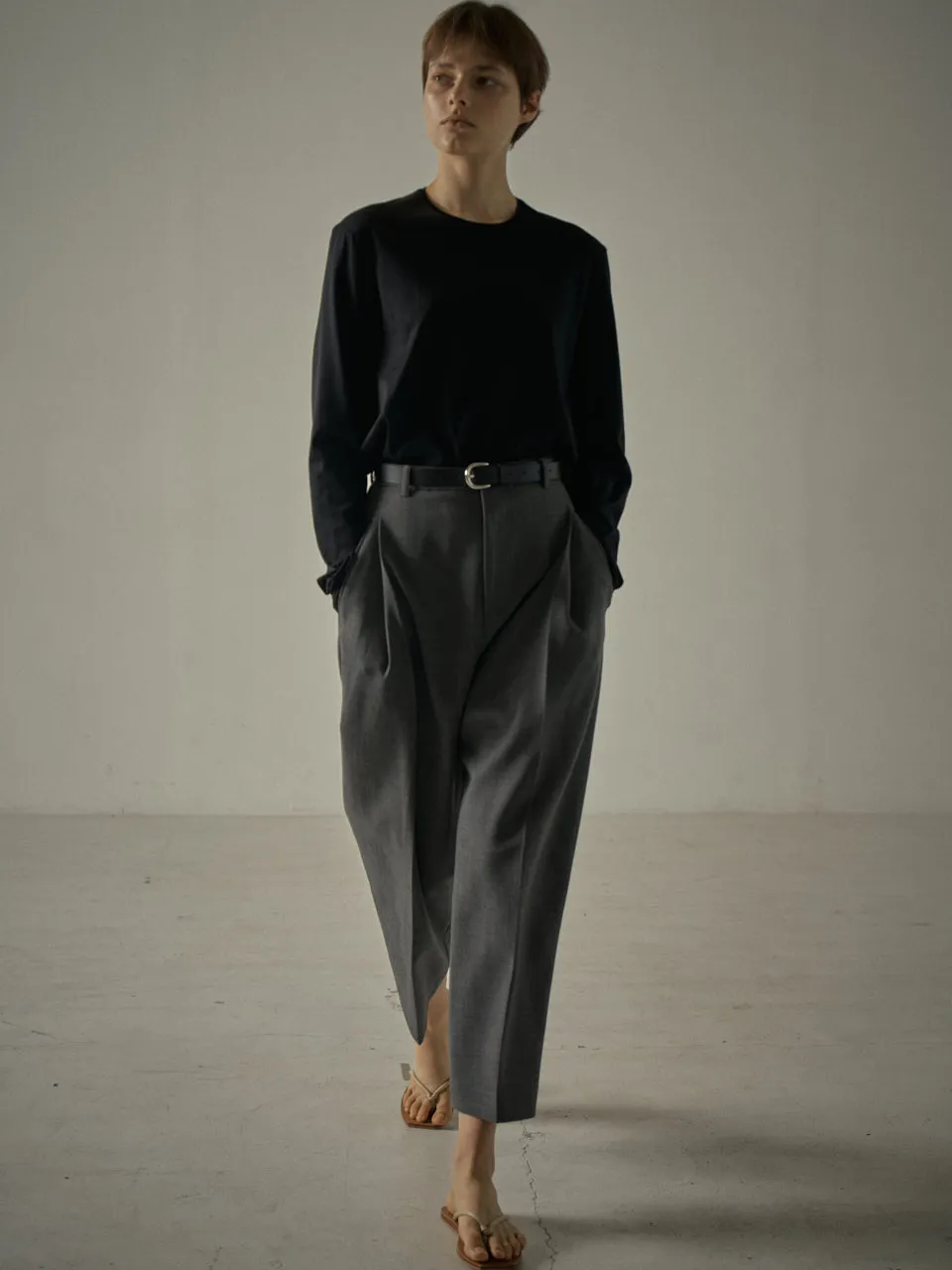 Round Wool Pants - Charcoal