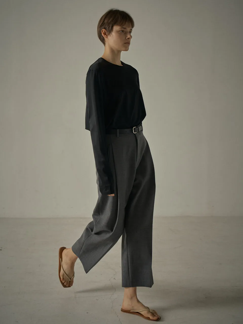 Round Wool Pants - Charcoal