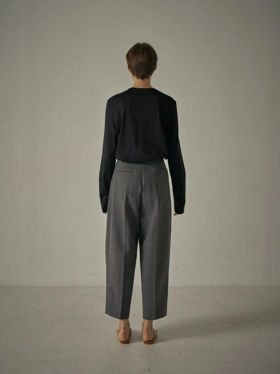 Round Wool Pants - Charcoal