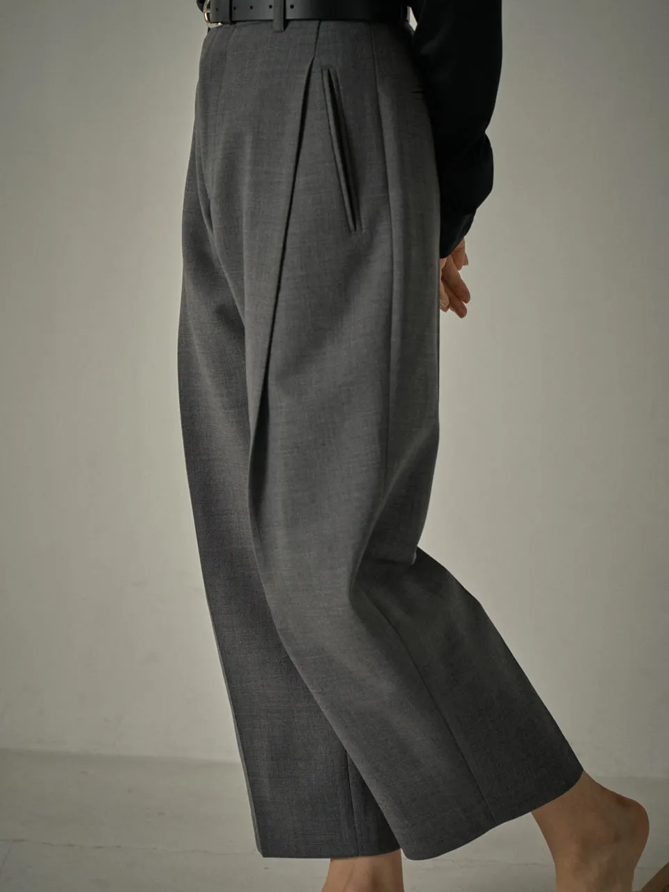 Round Wool Pants - Charcoal